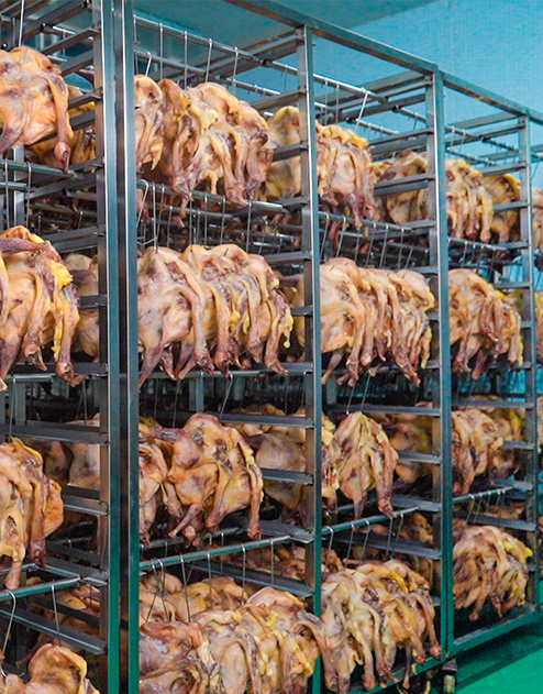 <p>智能科技控溫<br />
風干房(fang)吹足15天</p>
